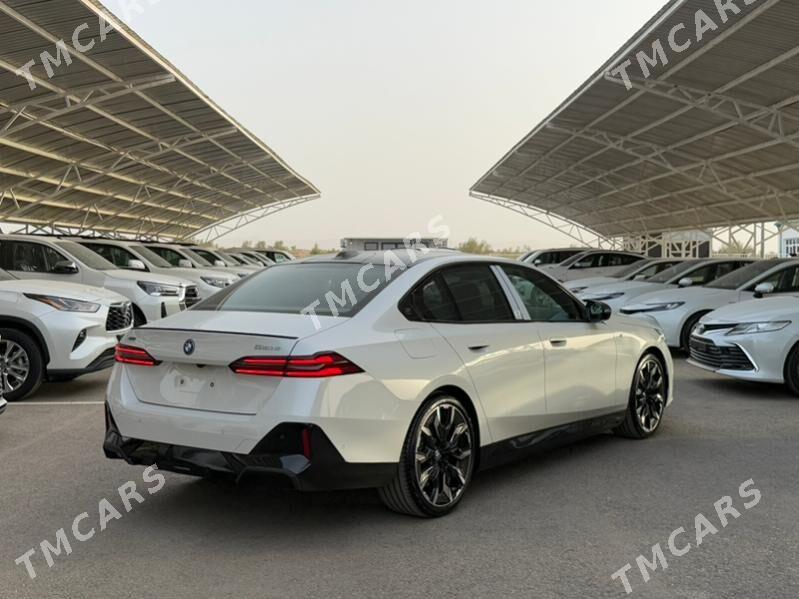 BMW 550 2025 - 2 718 000 TMT - Aşgabat - img 3