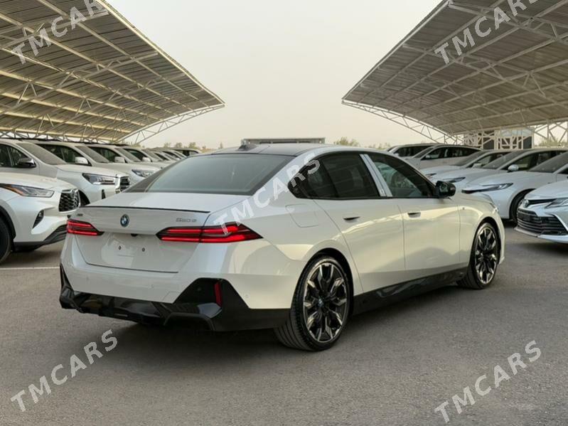 BMW 550 2025 - 2 718 000 TMT - Aşgabat - img 2