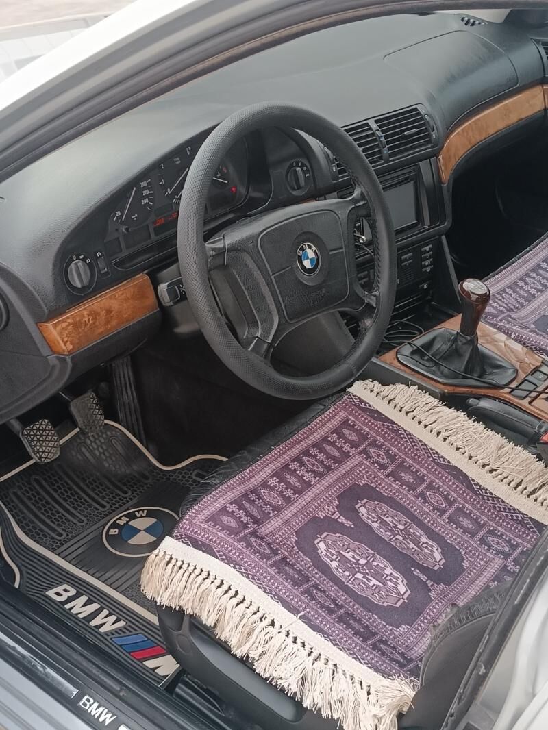 BMW 528 1998 - 105 000 TMT - Балканабат - img 4
