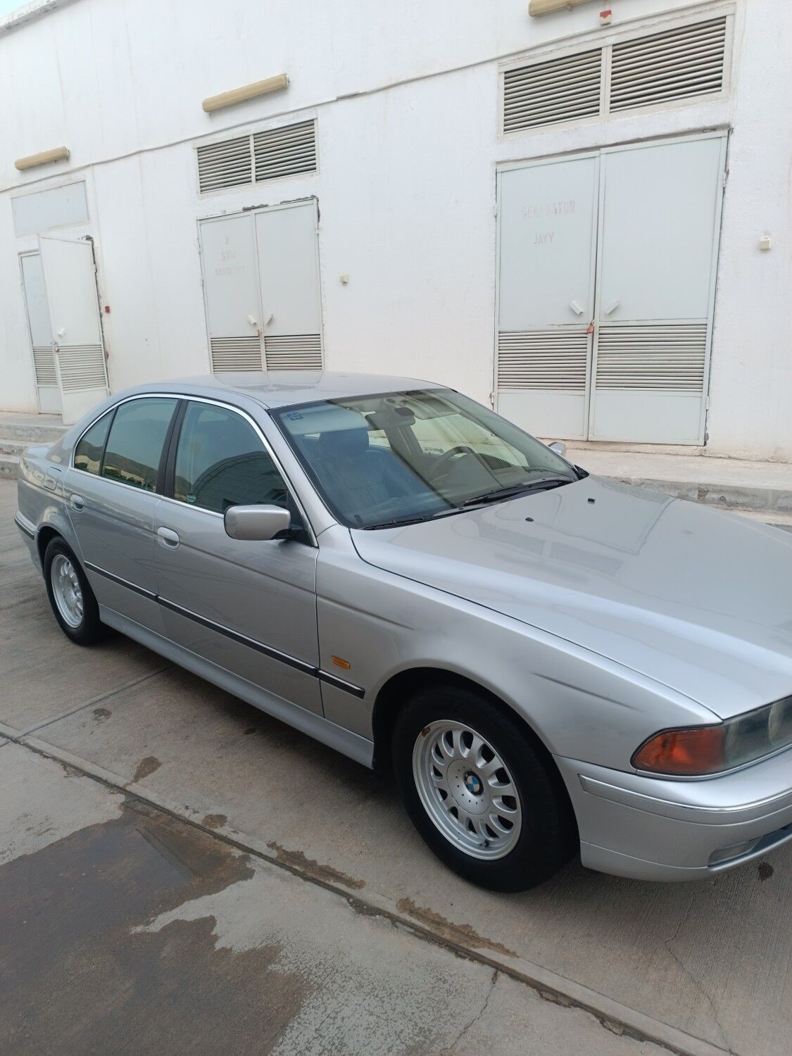 BMW 528 1998 - 105 000 TMT - Балканабат - img 8