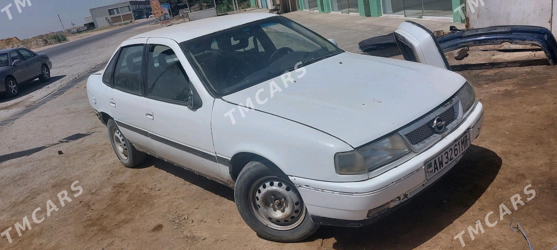 Opel Vectra 1992 - 18 000 TMT - Mary - img 3