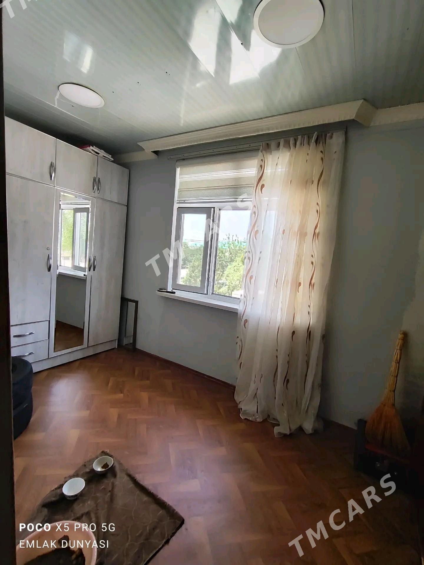 Buzmeÿin kruk - Büzmeýin - img 1