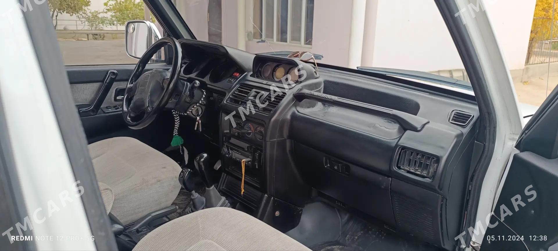 Mitsubishi Pajero 1993 - 70 000 TMT - Hazar - img 3