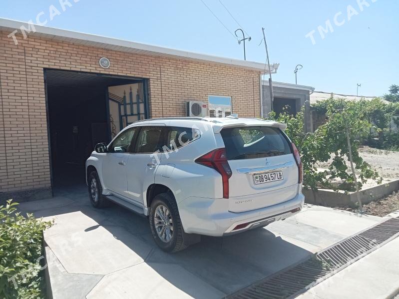 Mitsubishi Pajero 2020 - 425 000 TMT - Türkmenabat - img 3