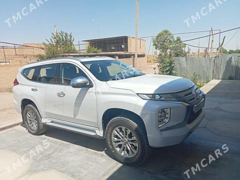 Mitsubishi Pajero 2020 - 425 000 TMT - Türkmenabat - img 6