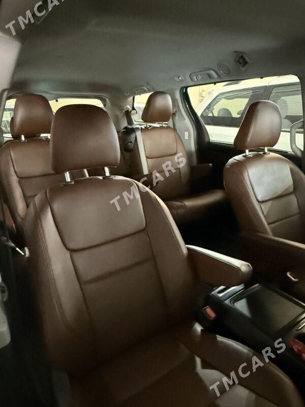Toyota Sienna 2019 - 433 000 TMT - Мары - img 8