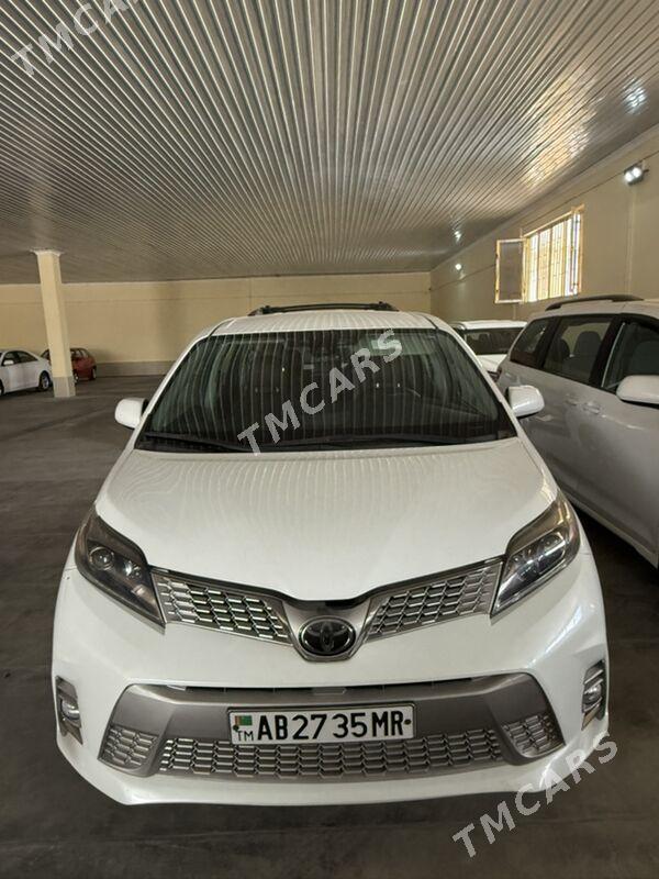 Toyota Sienna 2019 - 433 000 TMT - Мары - img 5