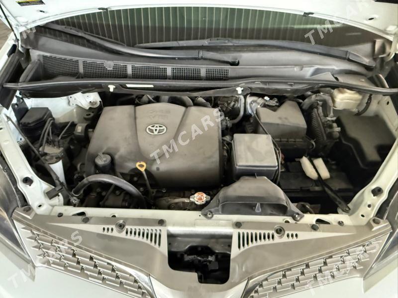 Toyota Sienna 2019 - 433 000 TMT - Мары - img 10