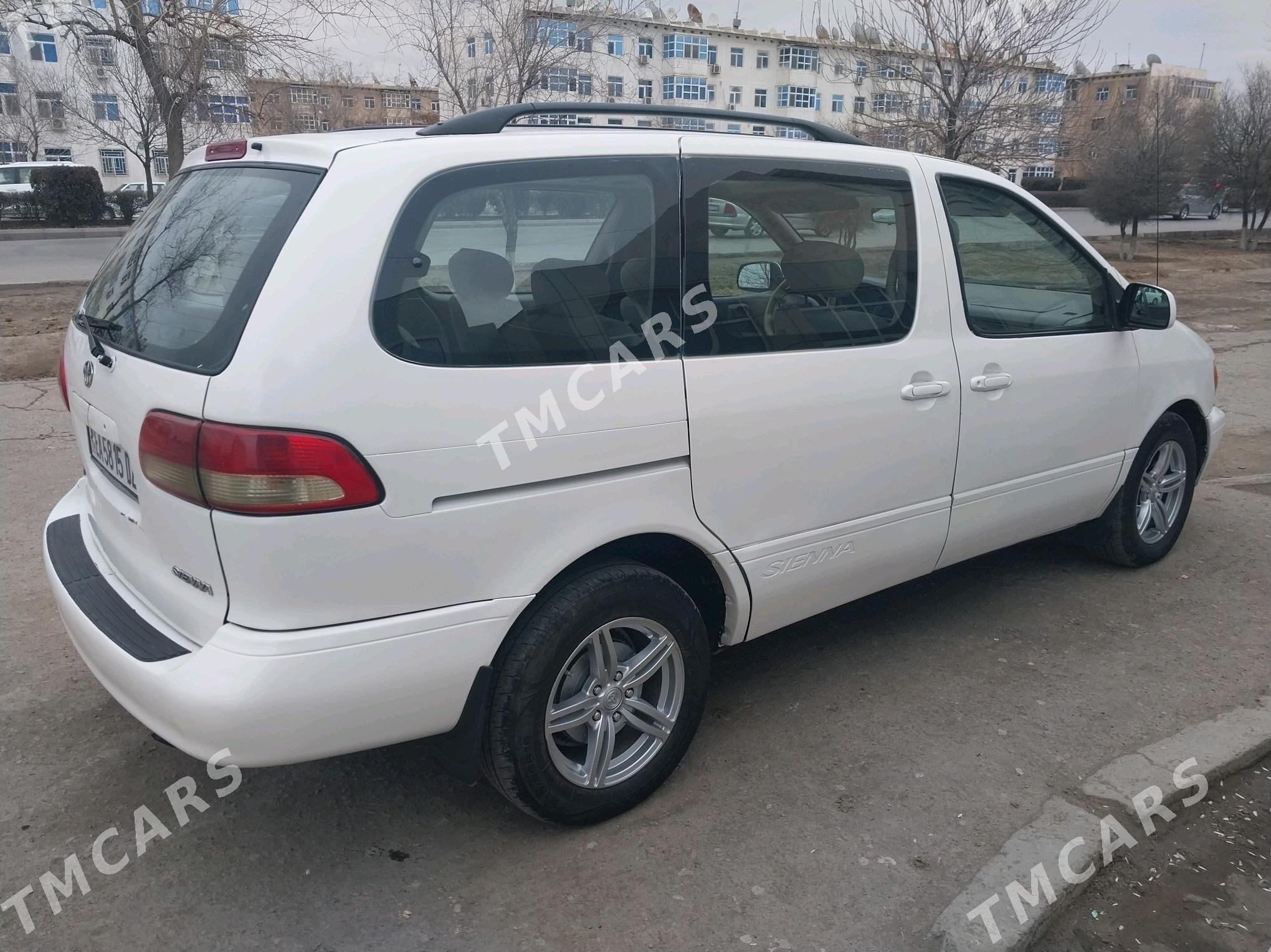 Toyota Sienna 2000 - 130 000 TMT - Daşoguz - img 5
