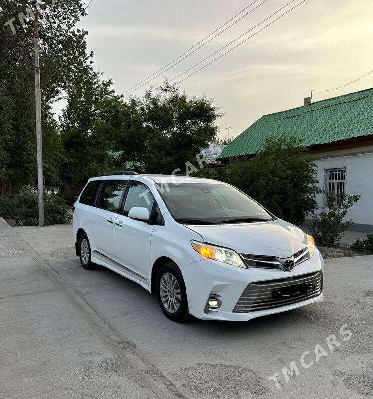 Toyota Sienna 2020 - 377 000 TMT - Ашхабад - img 4