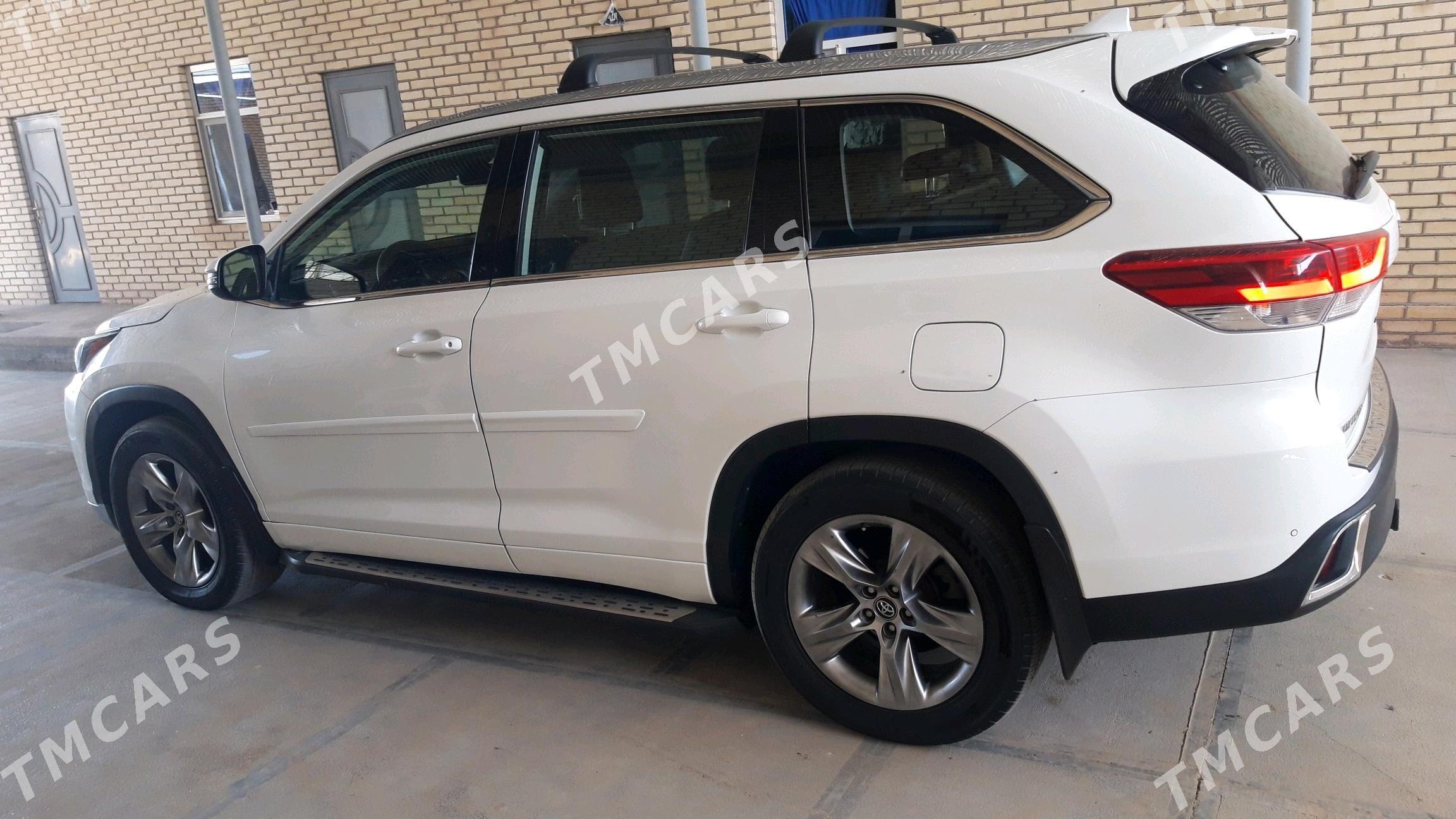 Toyota Highlander 2018 - 410 000 TMT - Мары - img 2