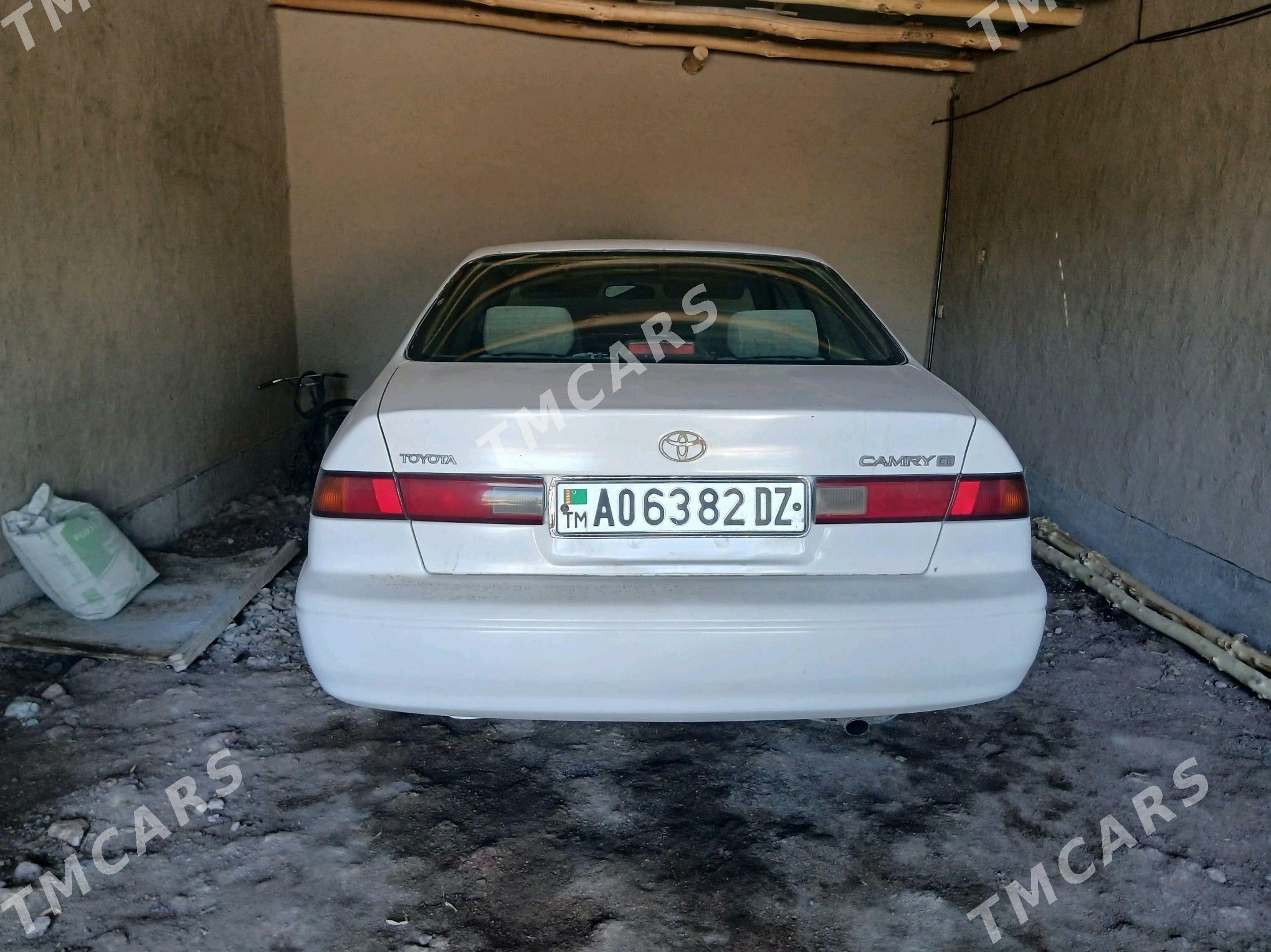 Toyota Camry 1999 - 110 000 TMT - Губадаг - img 8