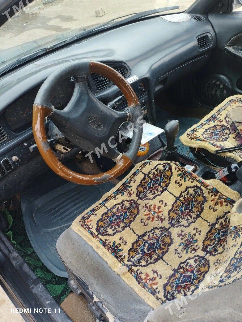 Hyundai Sonata 1998 - 19 000 TMT - Акдепе - img 3