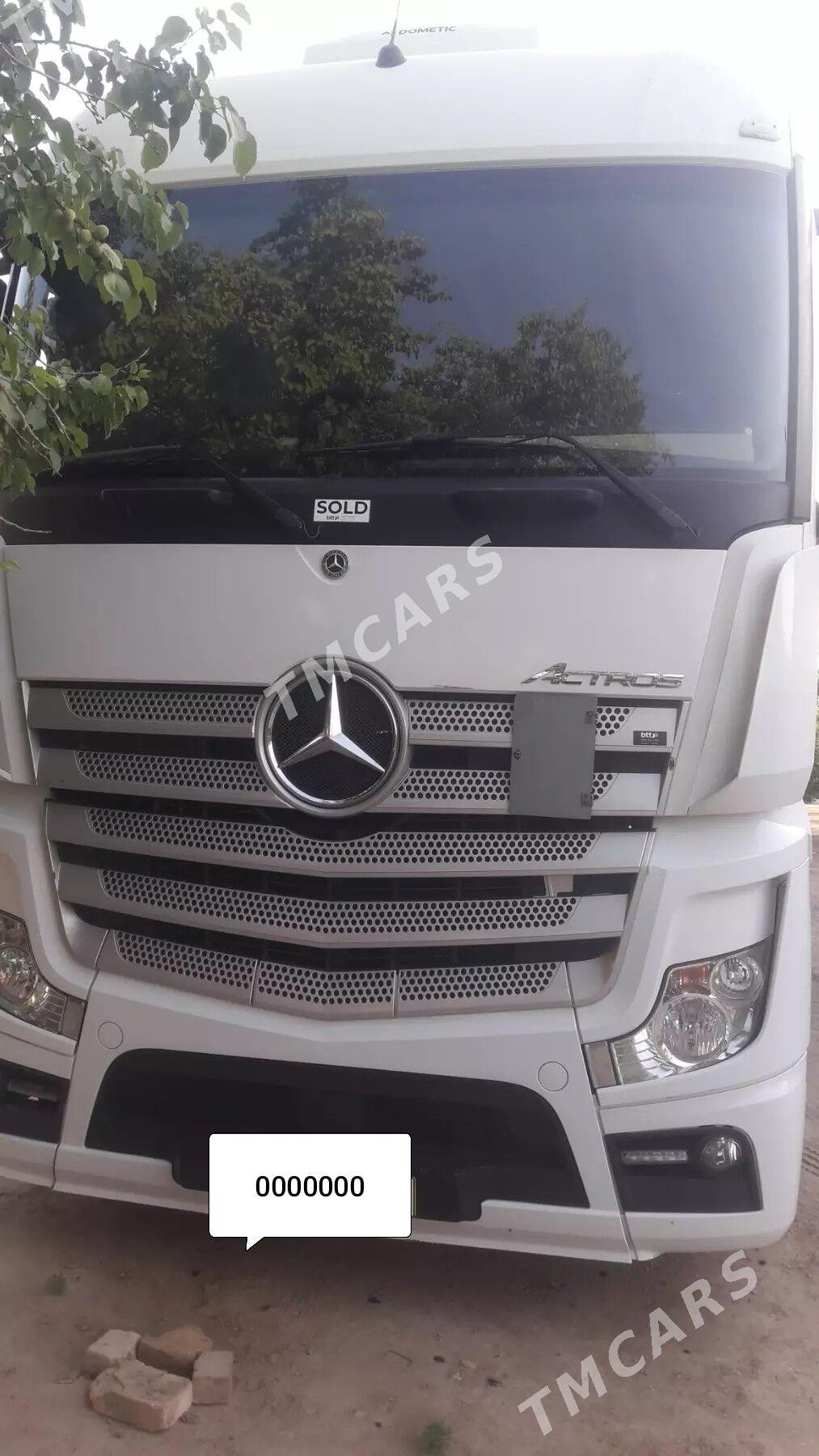 Mercedes-Benz ACTROS 3331 2019 - 43 000 TMT - Чарджоу - img 3