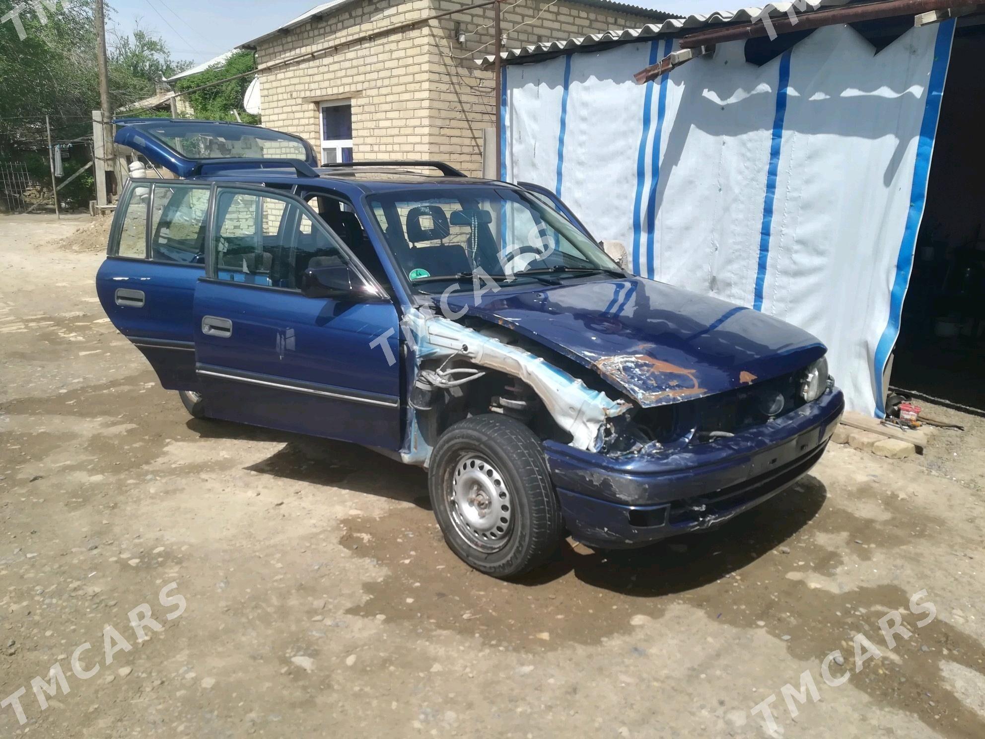 Opel Astra 1994 - 36 000 TMT - Мары - img 4