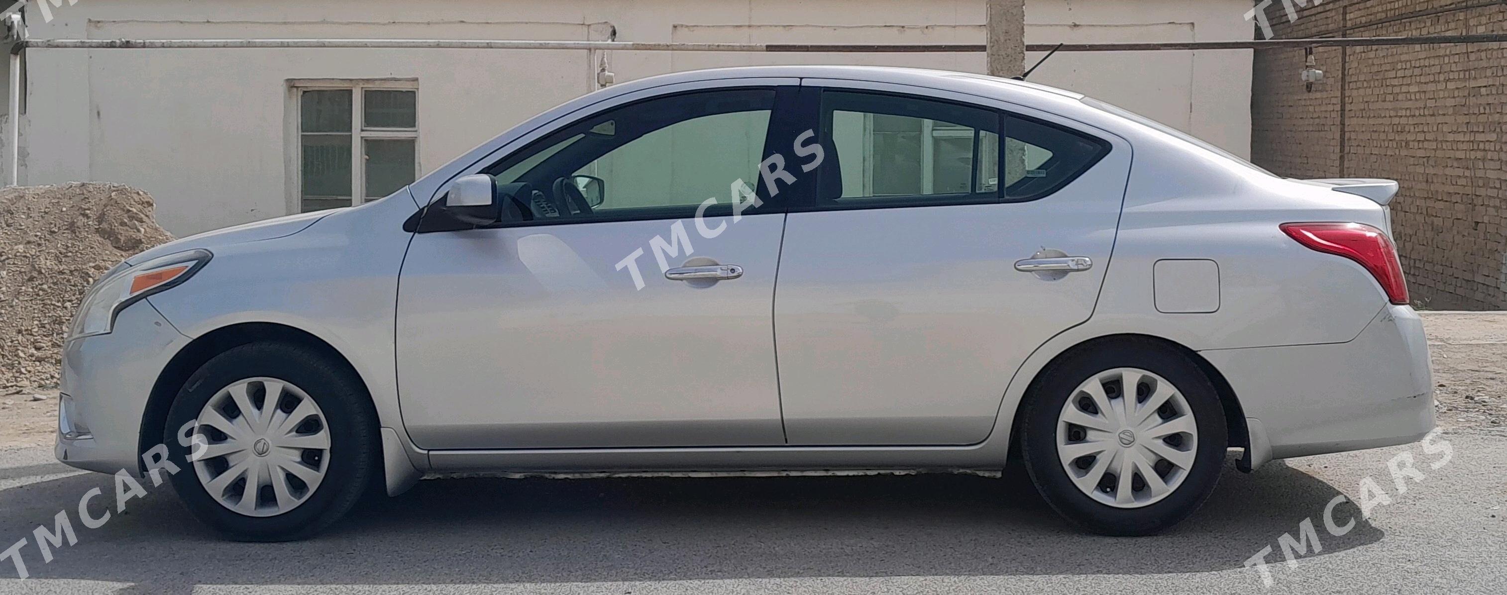 Nissan Versa 2014 - 115 000 TMT - Gökje - img 2