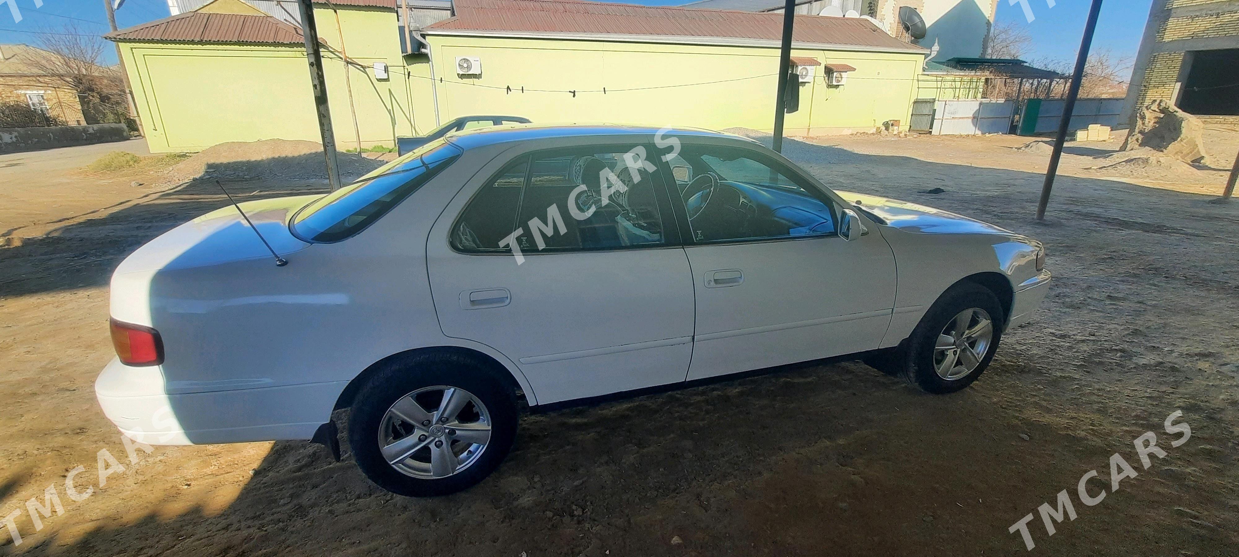 Toyota Camry 1995 - 77 000 TMT - Mary - img 5