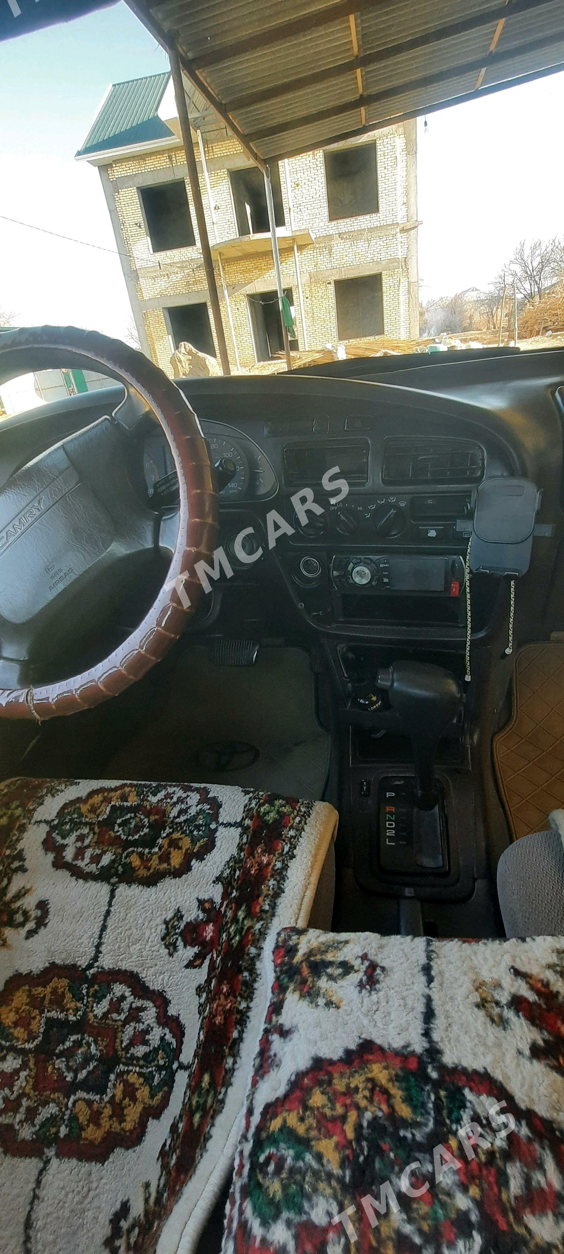 Toyota Camry 1995 - 77 000 TMT - Mary - img 4
