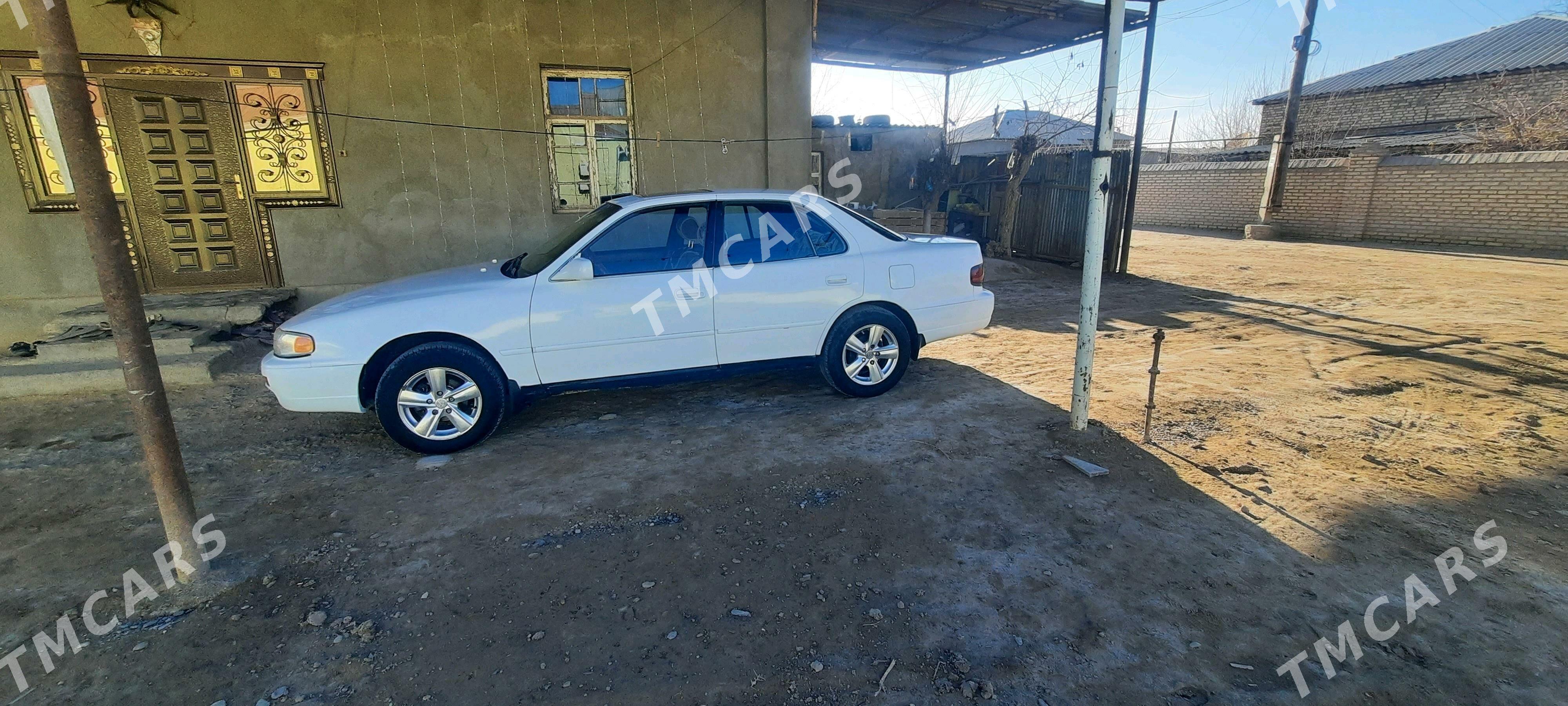 Toyota Camry 1995 - 77 000 TMT - Mary - img 8
