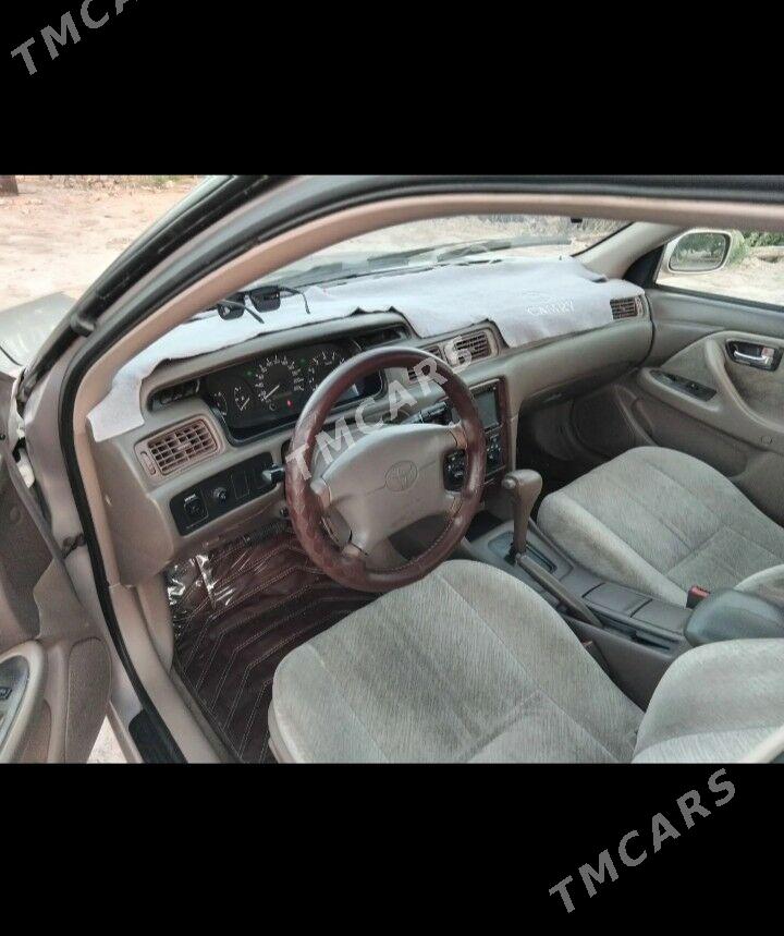 Toyota Camry 2001 - 140 000 TMT - Губадаг - img 5