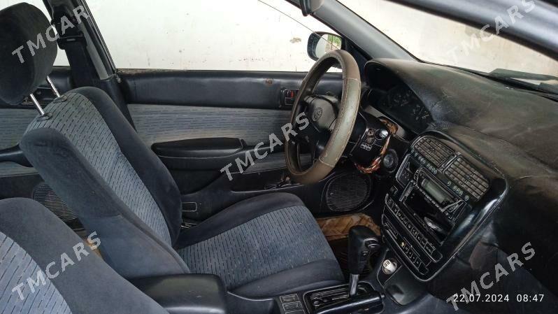 Toyota Carina 1995 - 40 000 TMT - Türkmenbaşy etr. - img 5