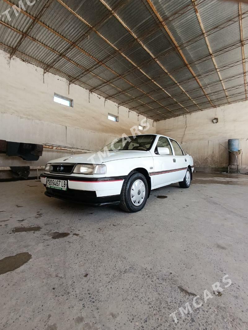 Opel Vectra 1992 - 50 000 TMT - Sakar - img 2