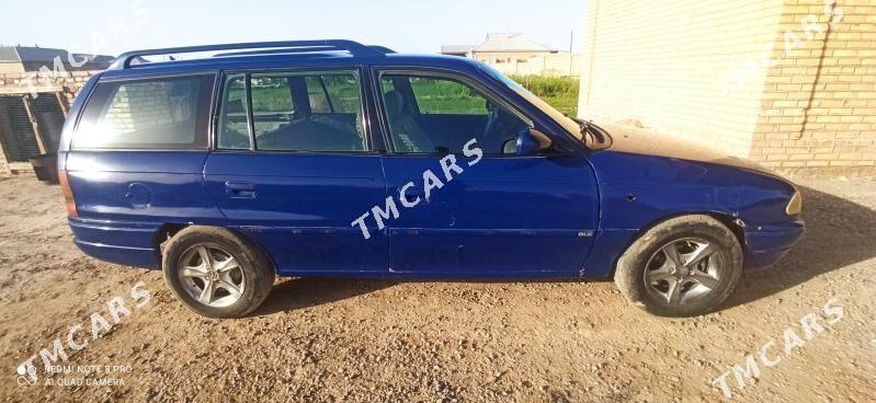 Opel Astra 1996 - 25 000 TMT - Мары - img 4