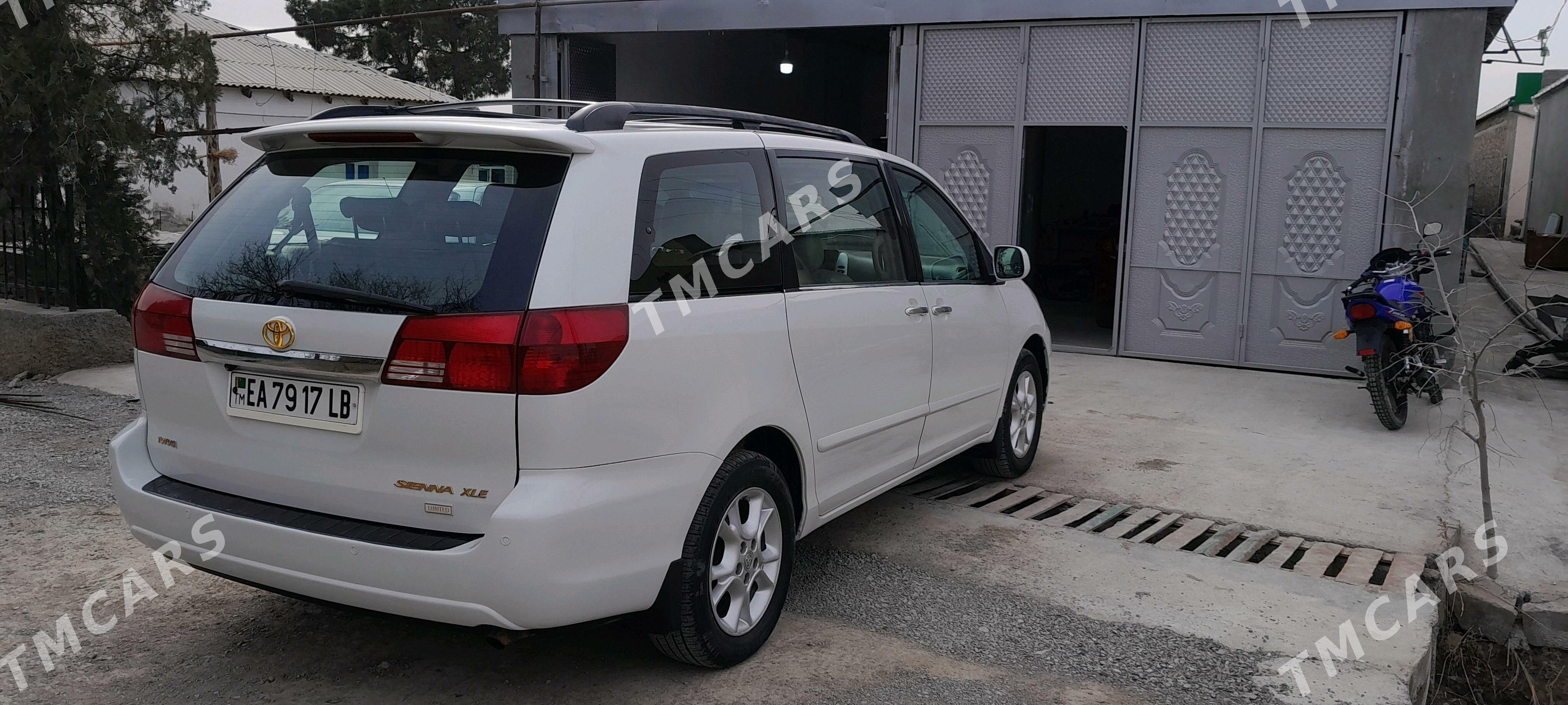 Toyota Sienna 2004 - 220 000 TMT - Köýtendag - img 1