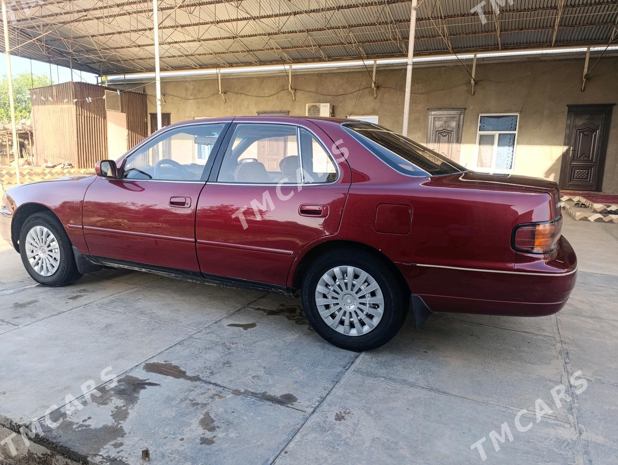 Toyota Camry 1994 - 84 000 TMT - Векильбазар - img 1