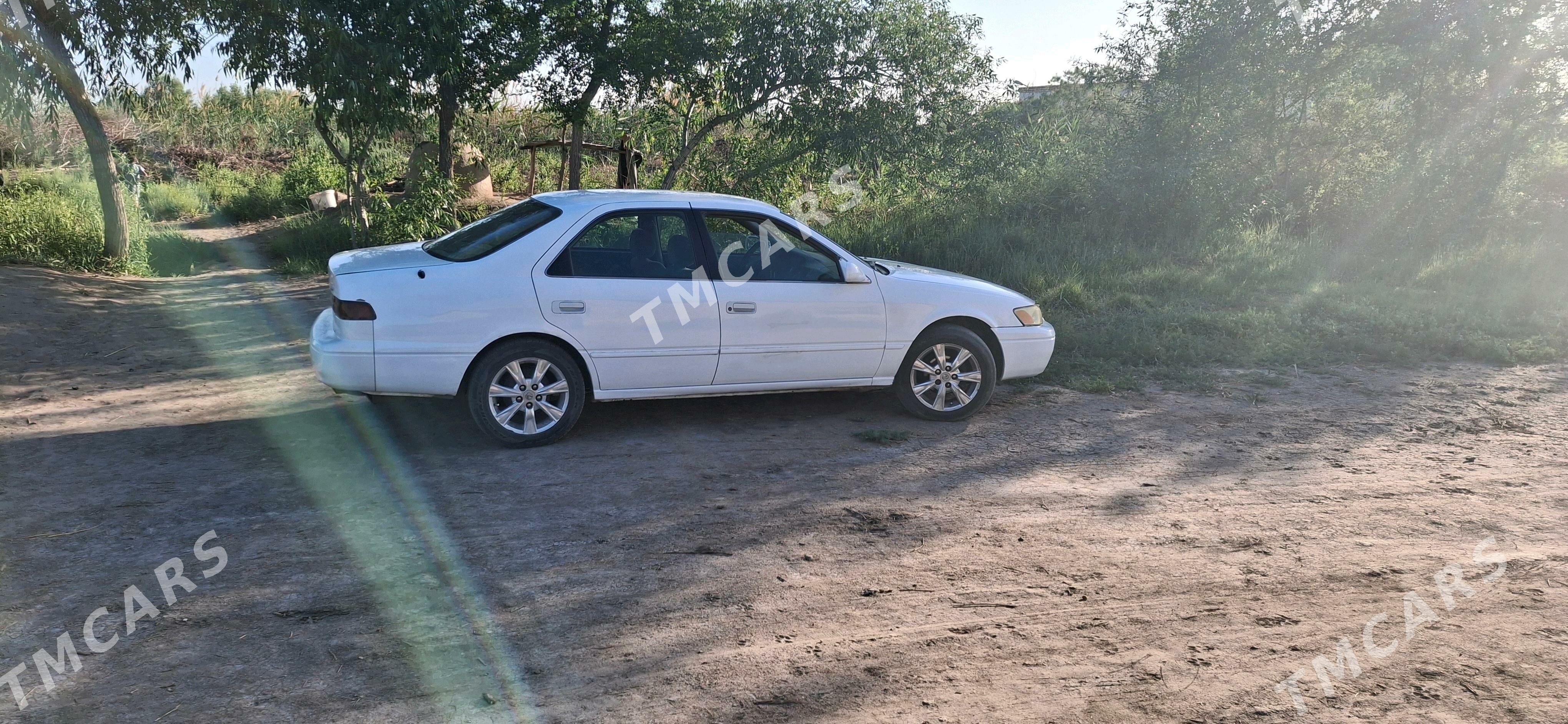 Toyota Camry 1998 - 102 000 TMT - Köneürgenç - img 2