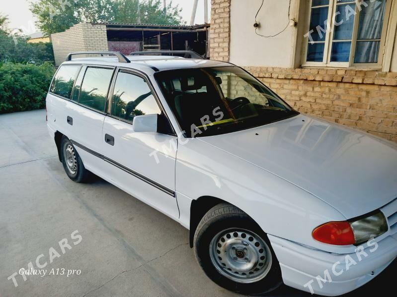 Opel Vectra 1992 - 29 000 TMT - Mary - img 2
