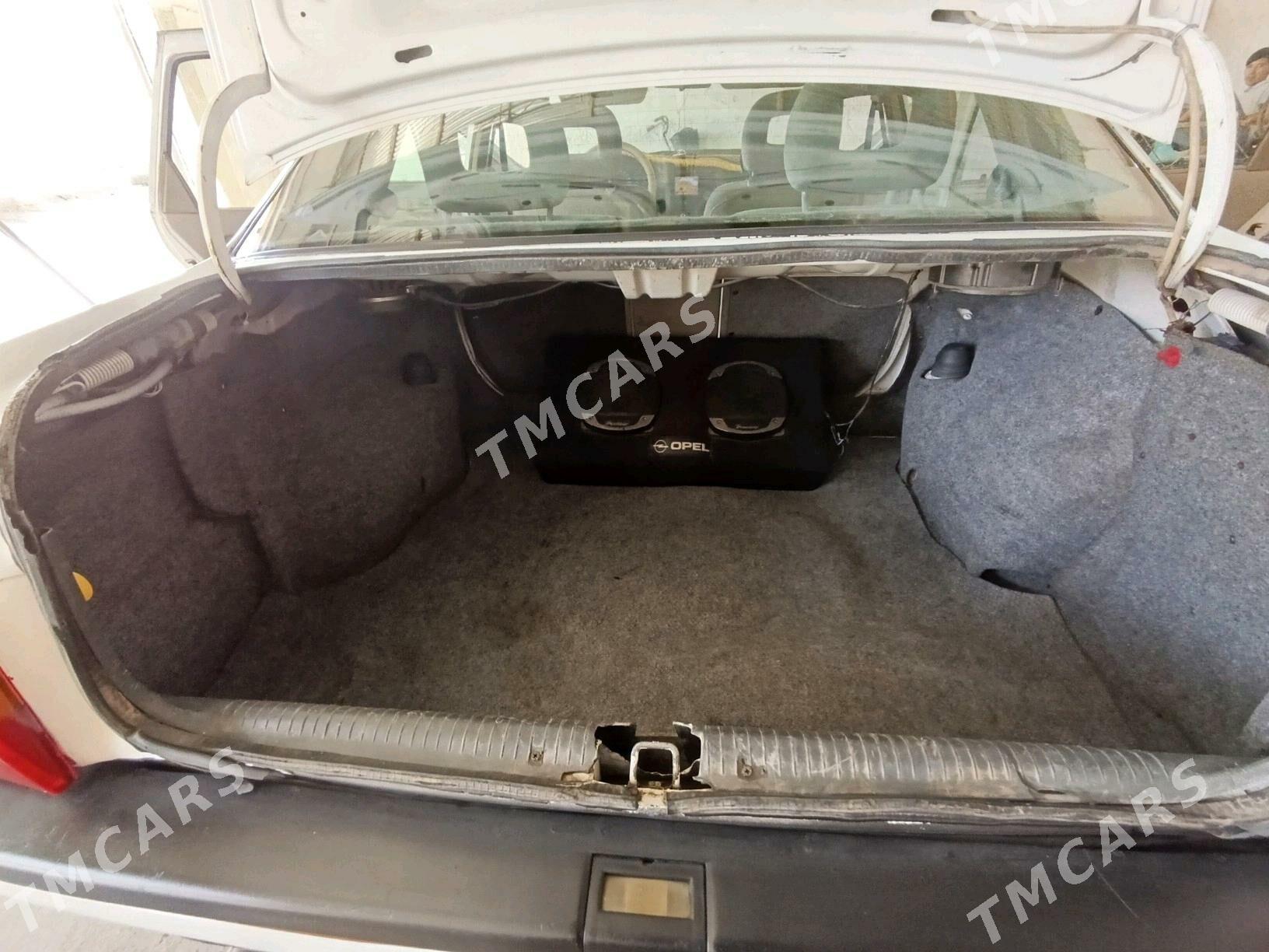 Opel Vectra 1992 - 50 000 TMT - Сакар - img 8