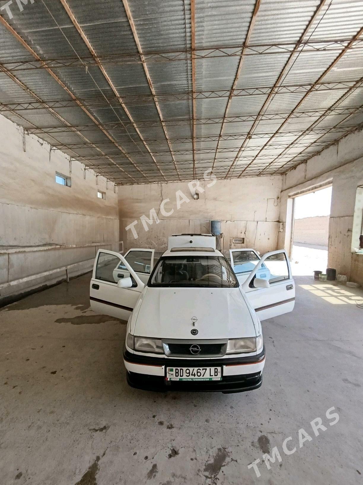 Opel Vectra 1992 - 50 000 TMT - Сакар - img 9