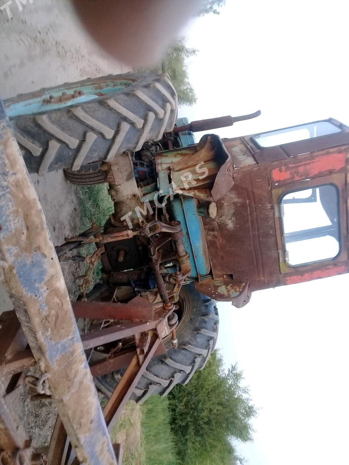 MTZ T-28 1992 - 25 000 TMT - Hojambaz - img 2