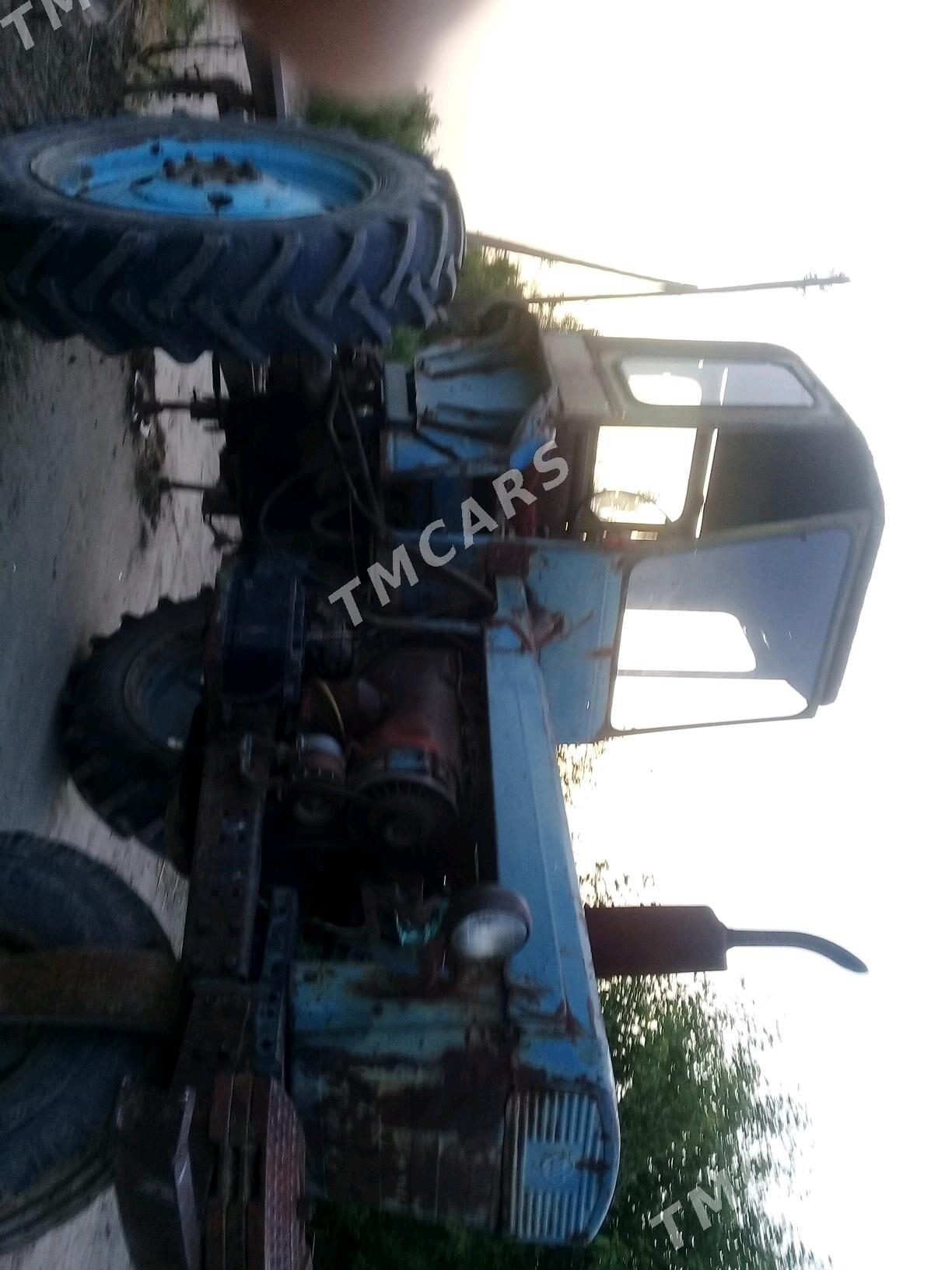 MTZ T-28 1992 - 25 000 TMT - Hojambaz - img 3