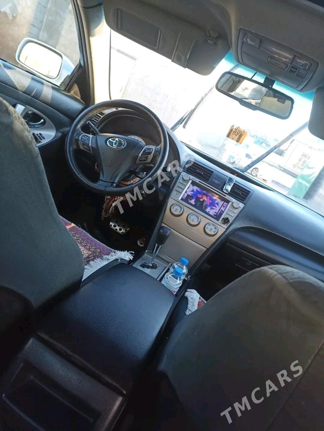 Toyota Camry 2010 - 190 000 TMT - Gagarin köç, köne Howa menzili - img 5
