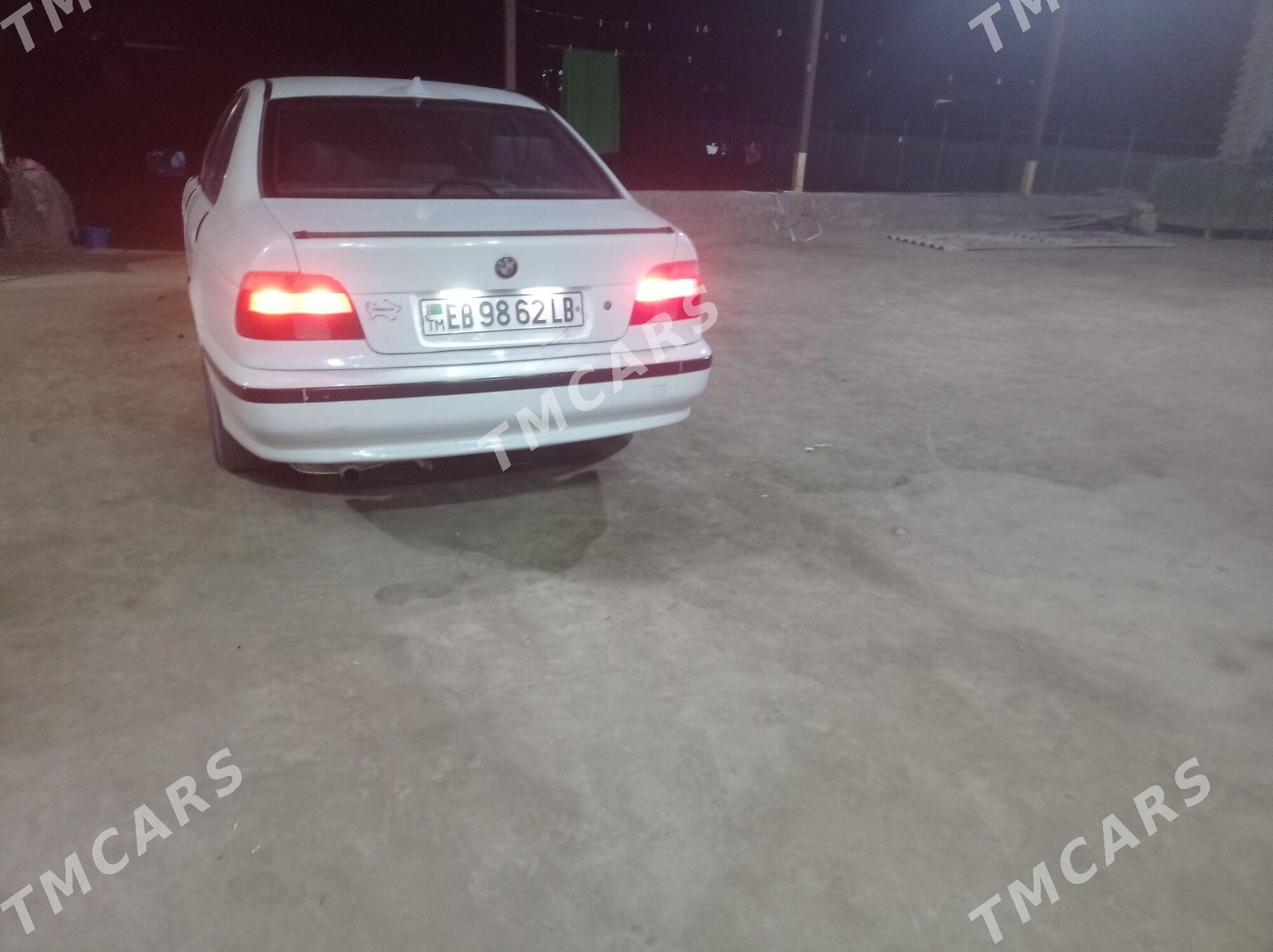 BMW E39 1999 - 78 000 TMT - Чарджоу - img 8