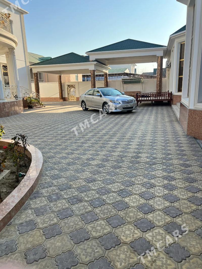 Toyota Camry 2011 - 240 000 TMT - Балканабат - img 3