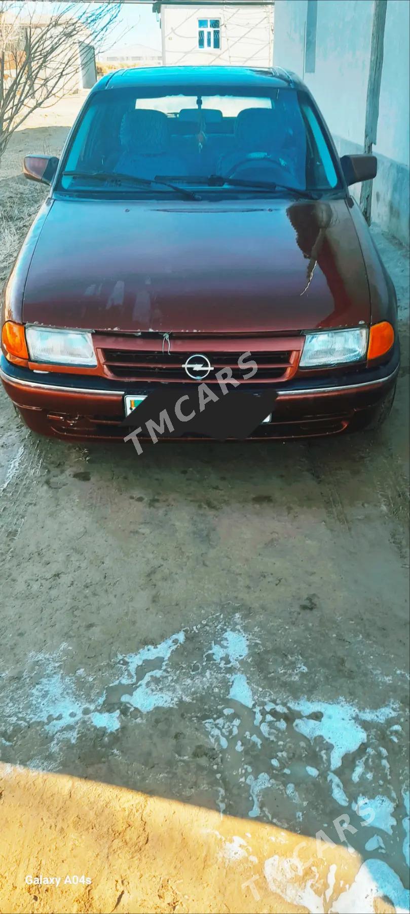 Opel Astra 1993 - 40 000 TMT - Gubadag - img 4