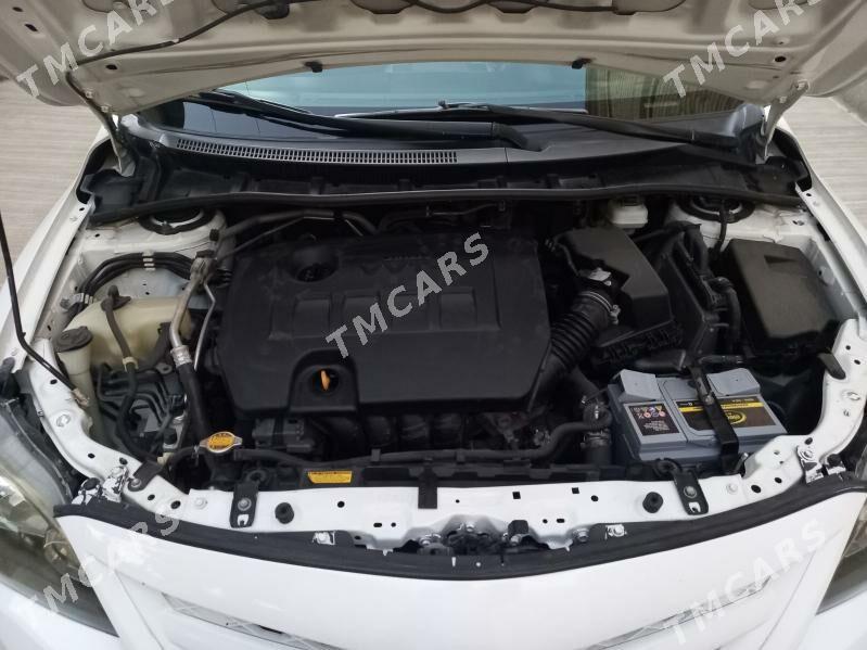 Toyota Corolla 2013 - 150 000 TMT - Байрамали - img 4