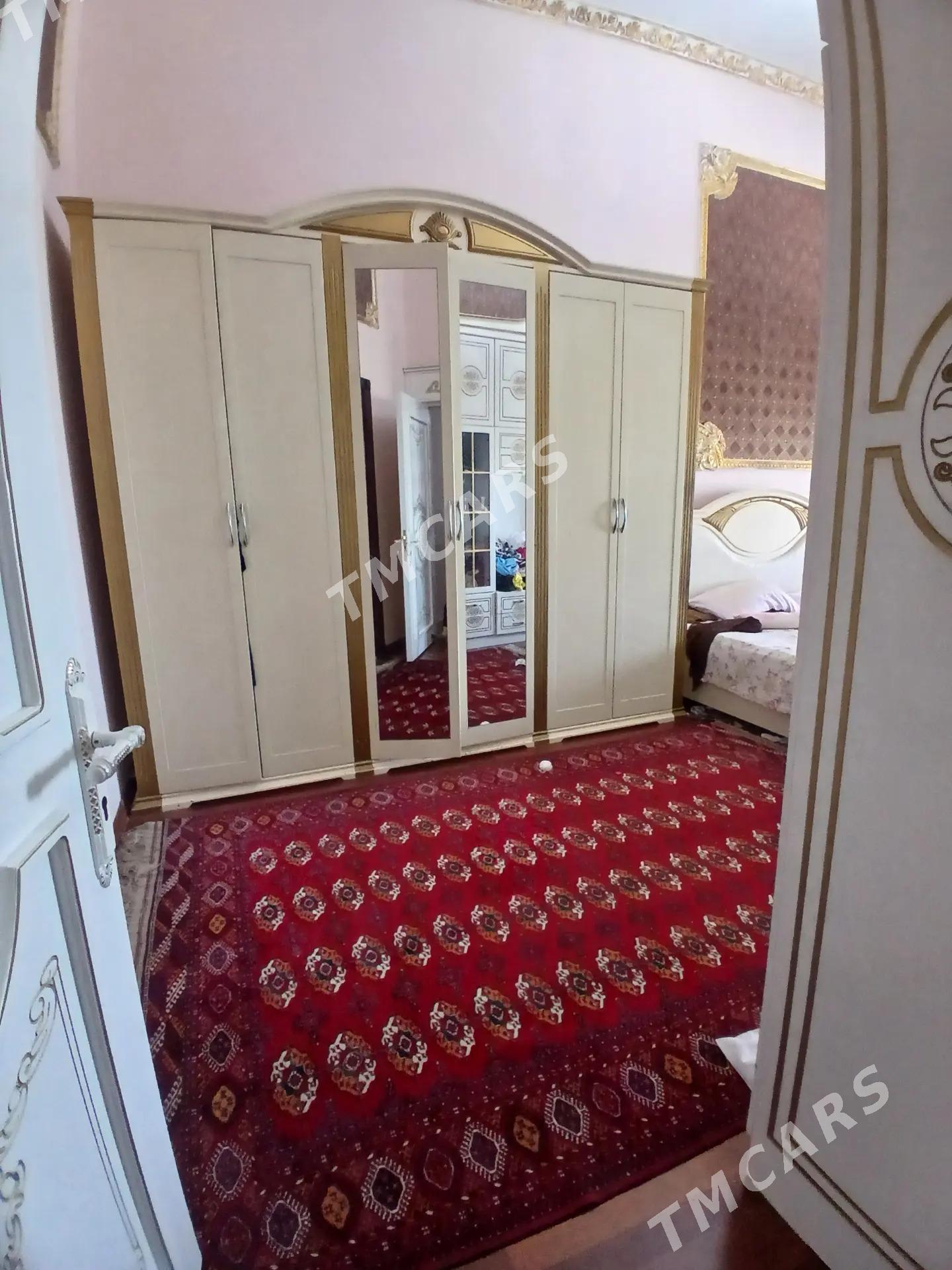 Sowetskiy 4 komnat - Sowetskiý köç. (Garaşsyzlyk şaýoly) - img 3