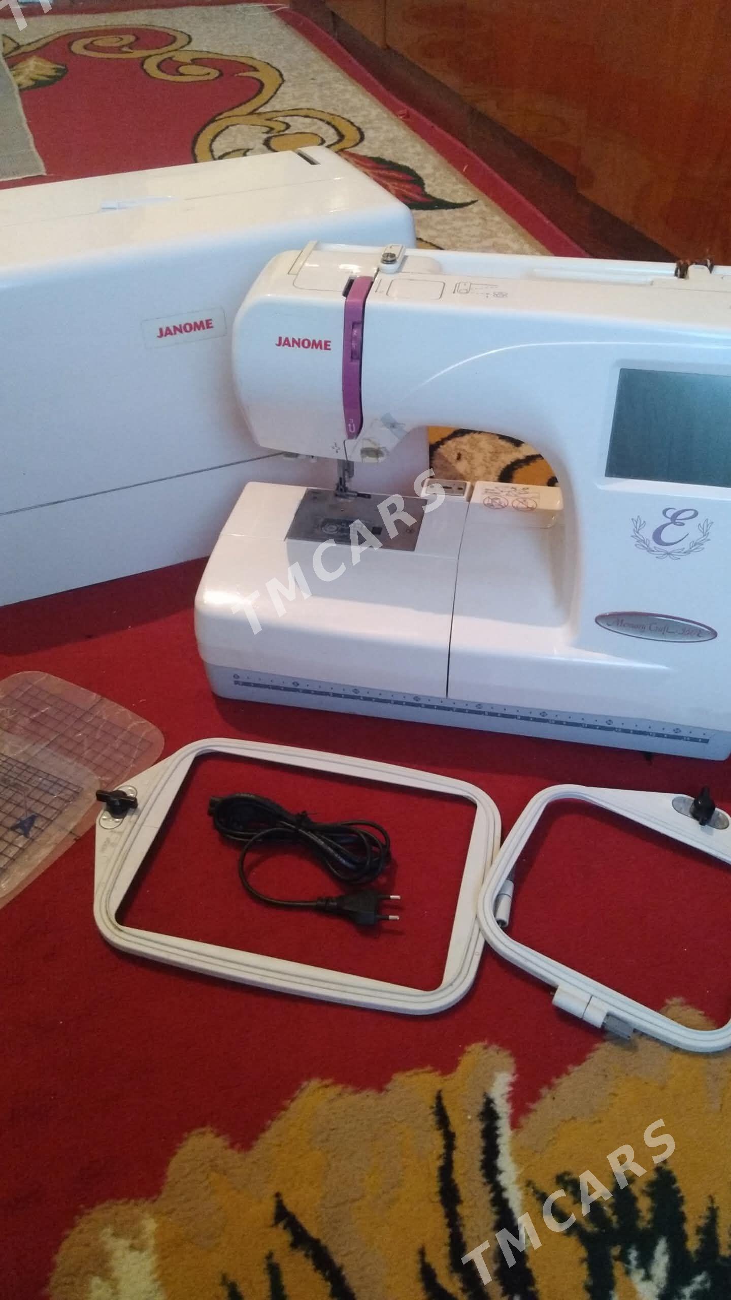 Janome 350 E - Gubadag - img 2