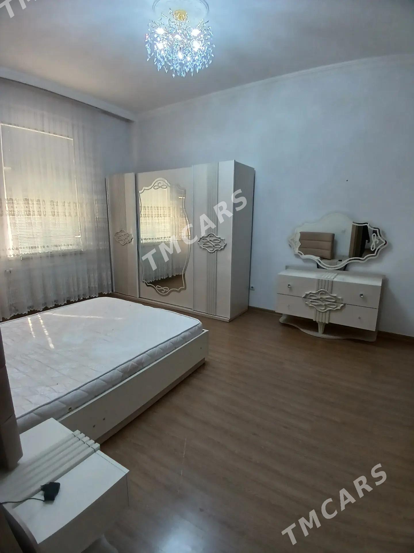 Arenda jay Gowdan W - Howdan "W" - img 10