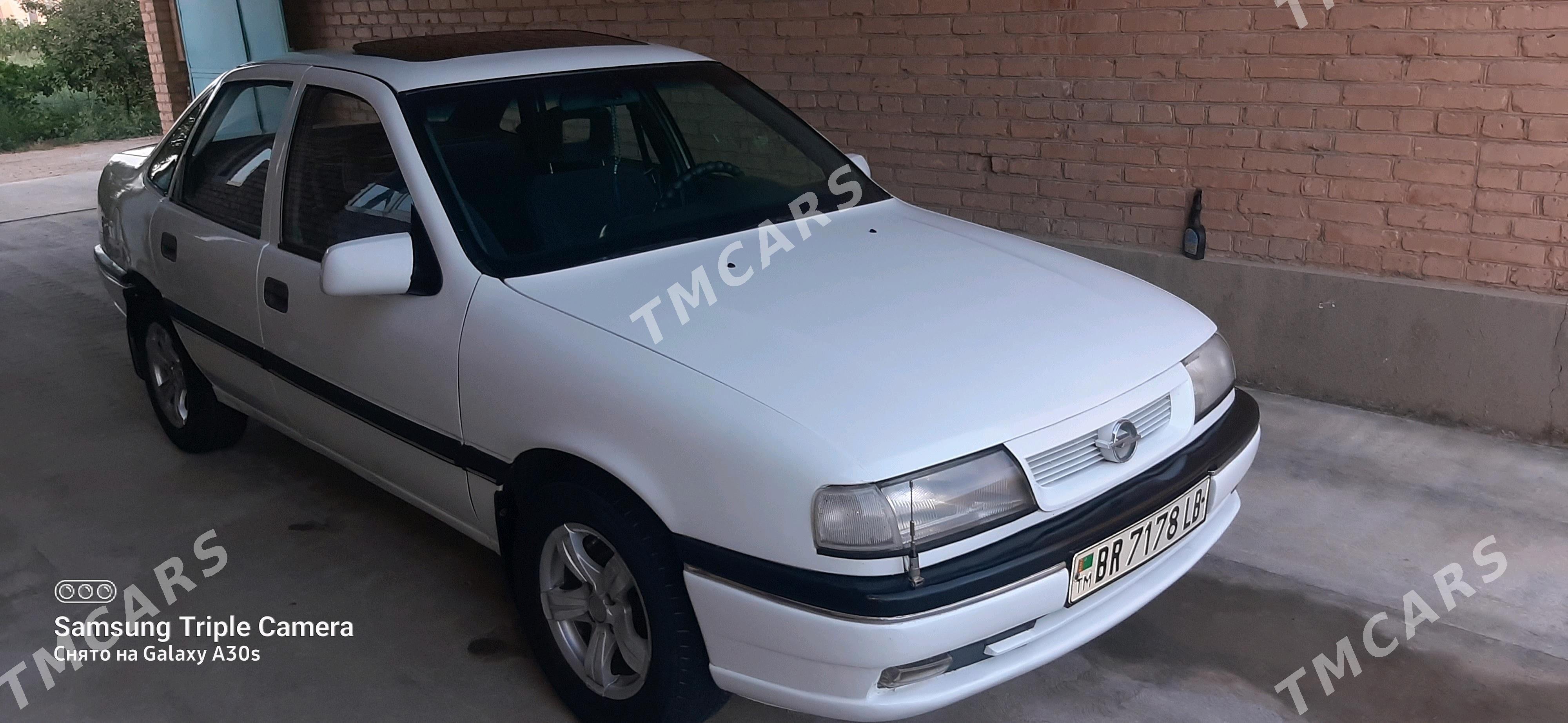 Opel Vectra 1990 - 43 000 TMT - Çärjew - img 5