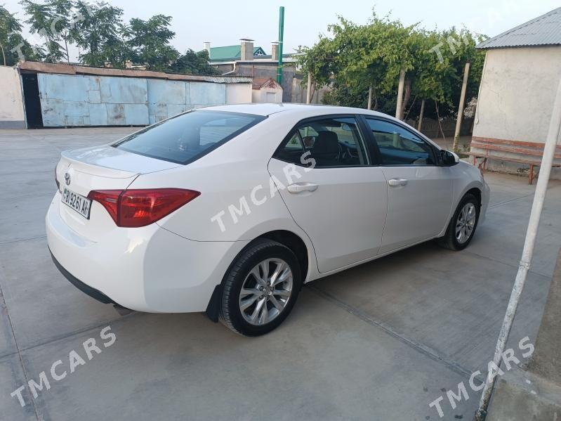Toyota Corolla 2018 - 200 000 TMT - Gökdepe - img 3
