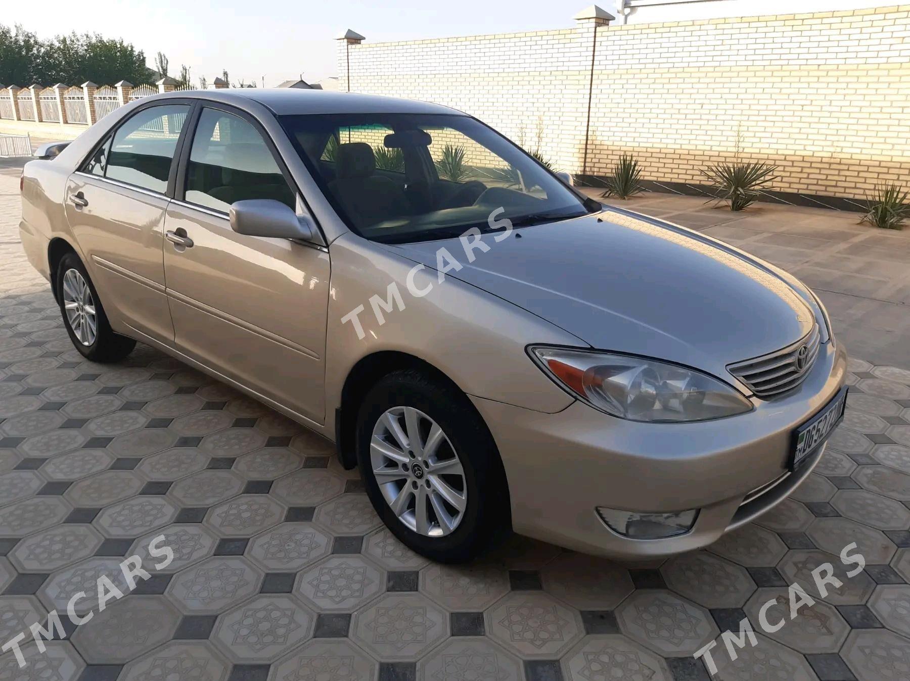 Toyota Camry 2004 - 140 000 TMT - Мары - img 4