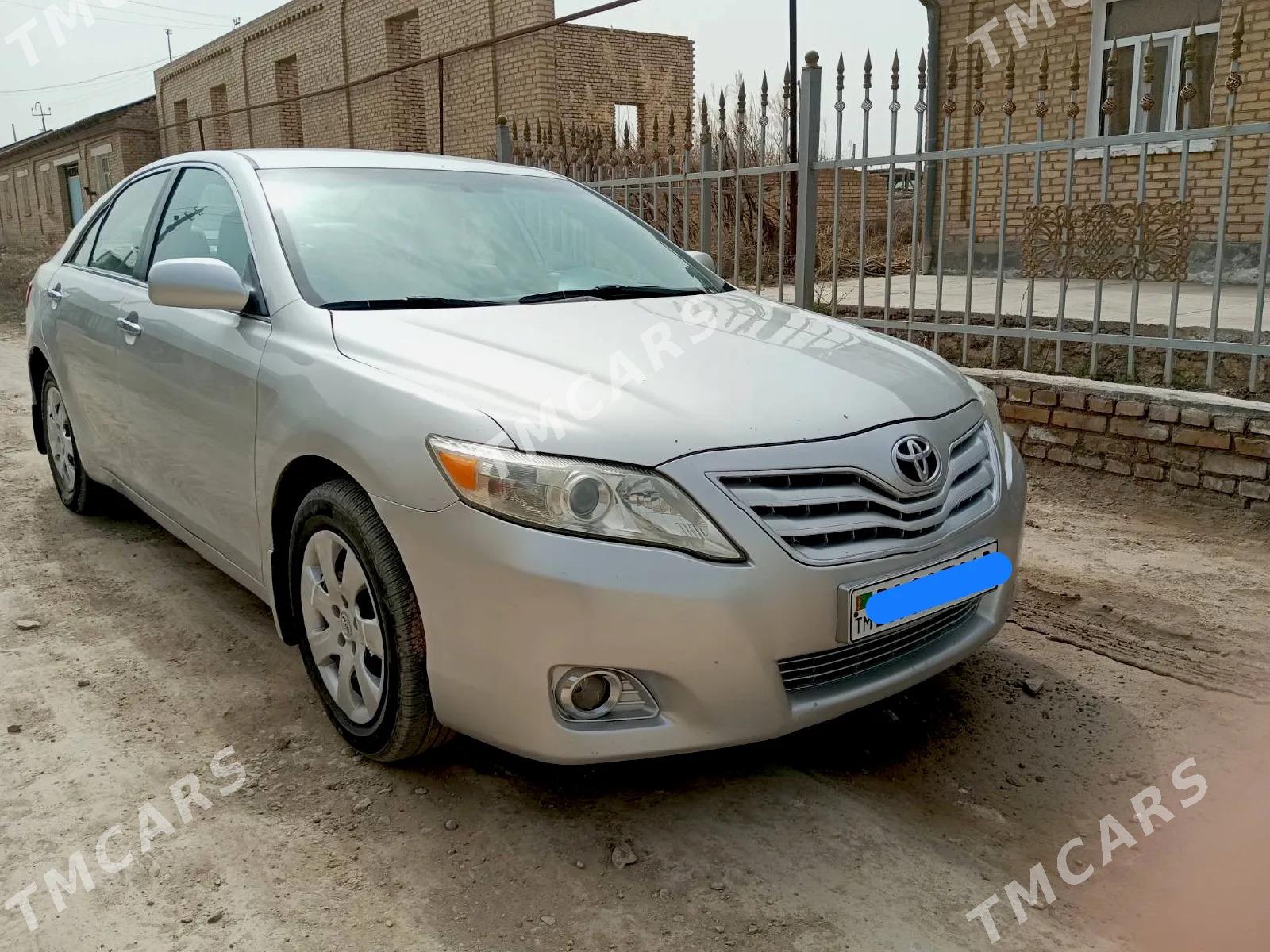Toyota Camry 2010 - 160 000 TMT - Kerki - img 4