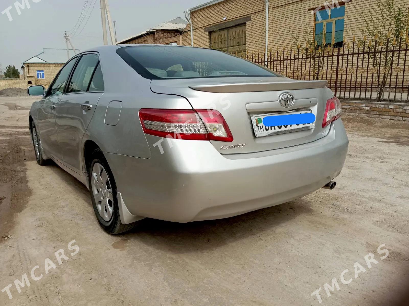 Toyota Camry 2010 - 160 000 TMT - Kerki - img 3