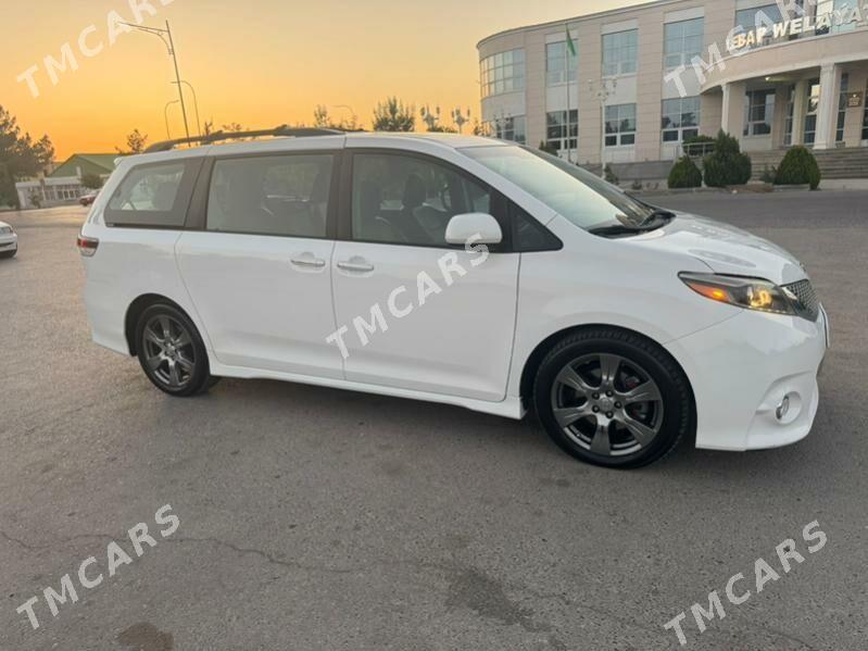 Toyota Sienna 2017 - 395 000 TMT - Туркменабат - img 10