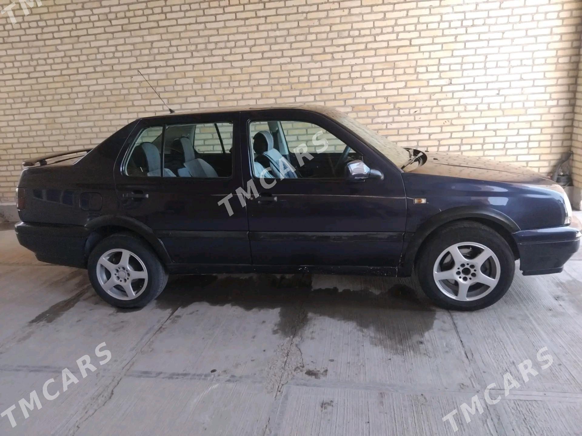 Volkswagen Golf III 1994 - 43 000 TMT - Сейди - img 4